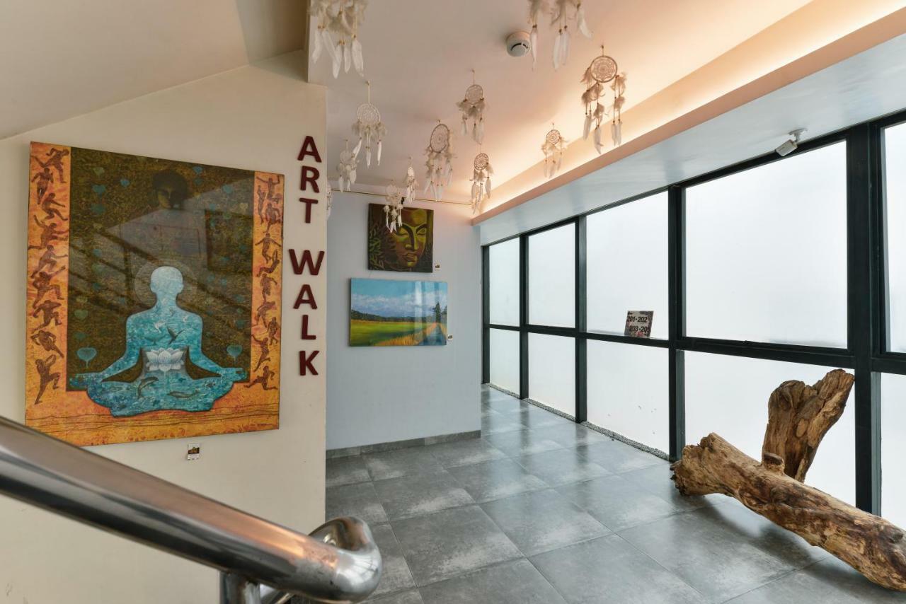 מומביי Dragonfly Hotel - The Art Hotel מראה חיצוני תמונה