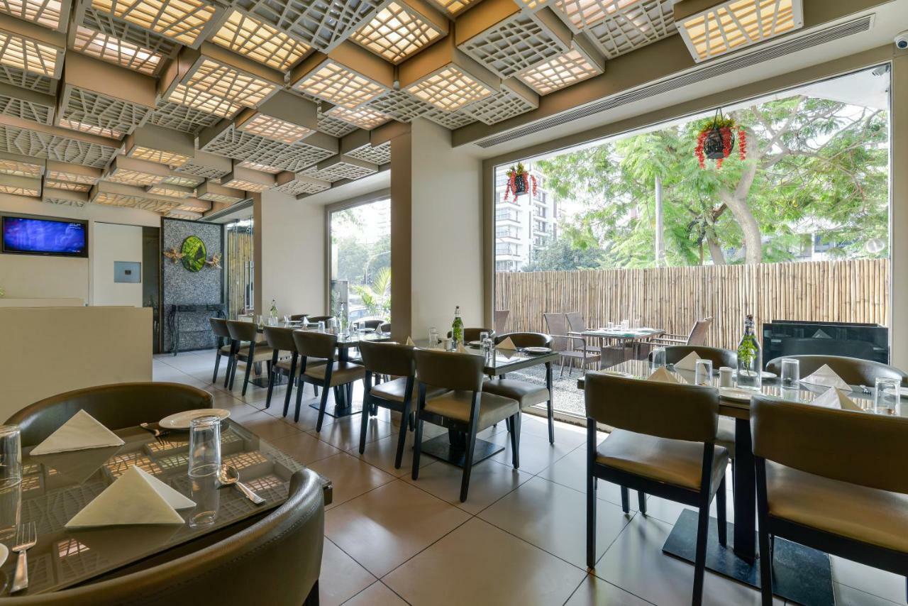 מומביי Dragonfly Hotel - The Art Hotel מראה חיצוני תמונה